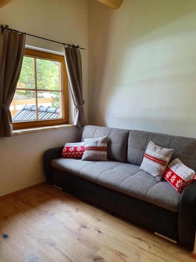 Almzauber Chalets - Haus Enzian Inkl Infrarotliegen 호흐린들 외부 사진