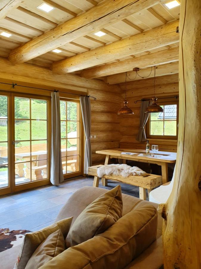 Almzauber Chalets - Haus Enzian Inkl Infrarotliegen 호흐린들 외부 사진