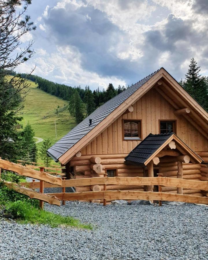 Almzauber Chalets - Haus Enzian Inkl Infrarotliegen 호흐린들 외부 사진
